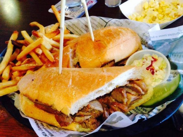 fanaticspub's tweet photo. Your stomach is doing its own touchdown dance. https://t.co/ovAL7vvBva