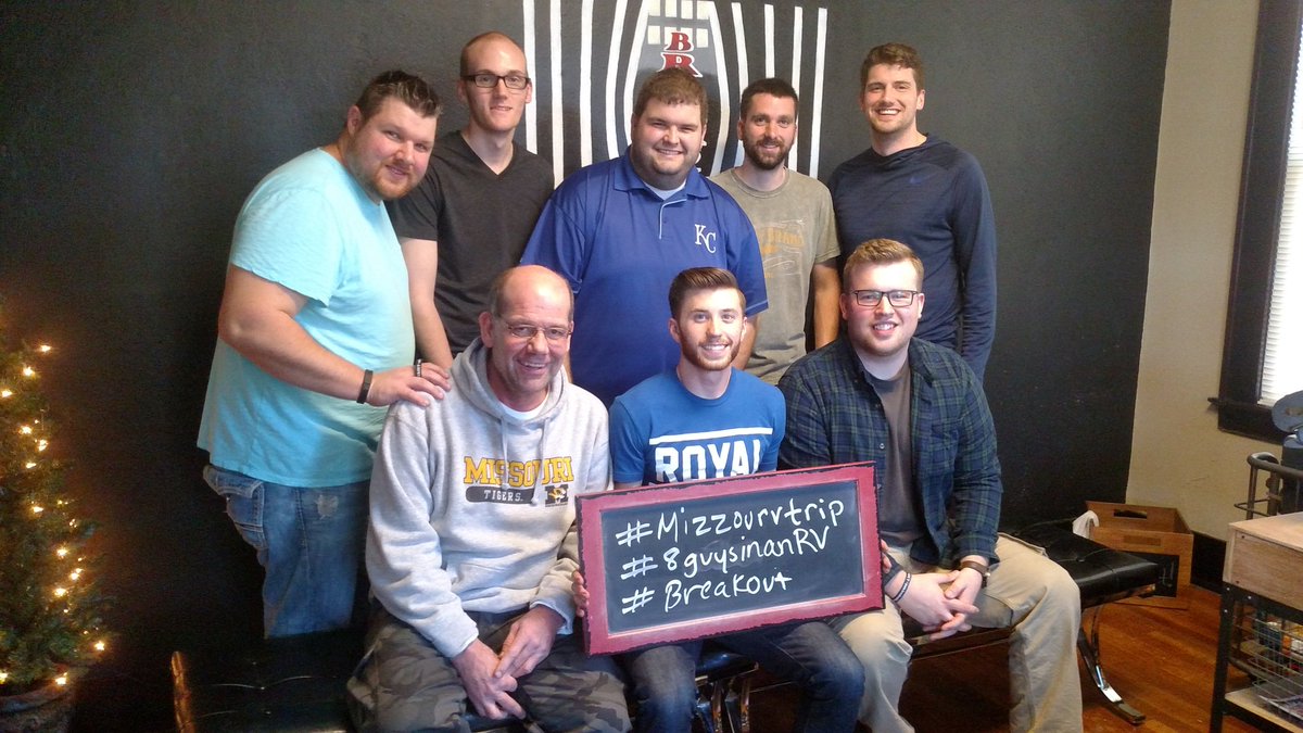 MGR_MIZ_09's tweet photo. Thanks #breakouttuscaloosa we broke out of detention. #mizzourvtrip #8guysinanrv https://t.co/AvzC6QDvdA