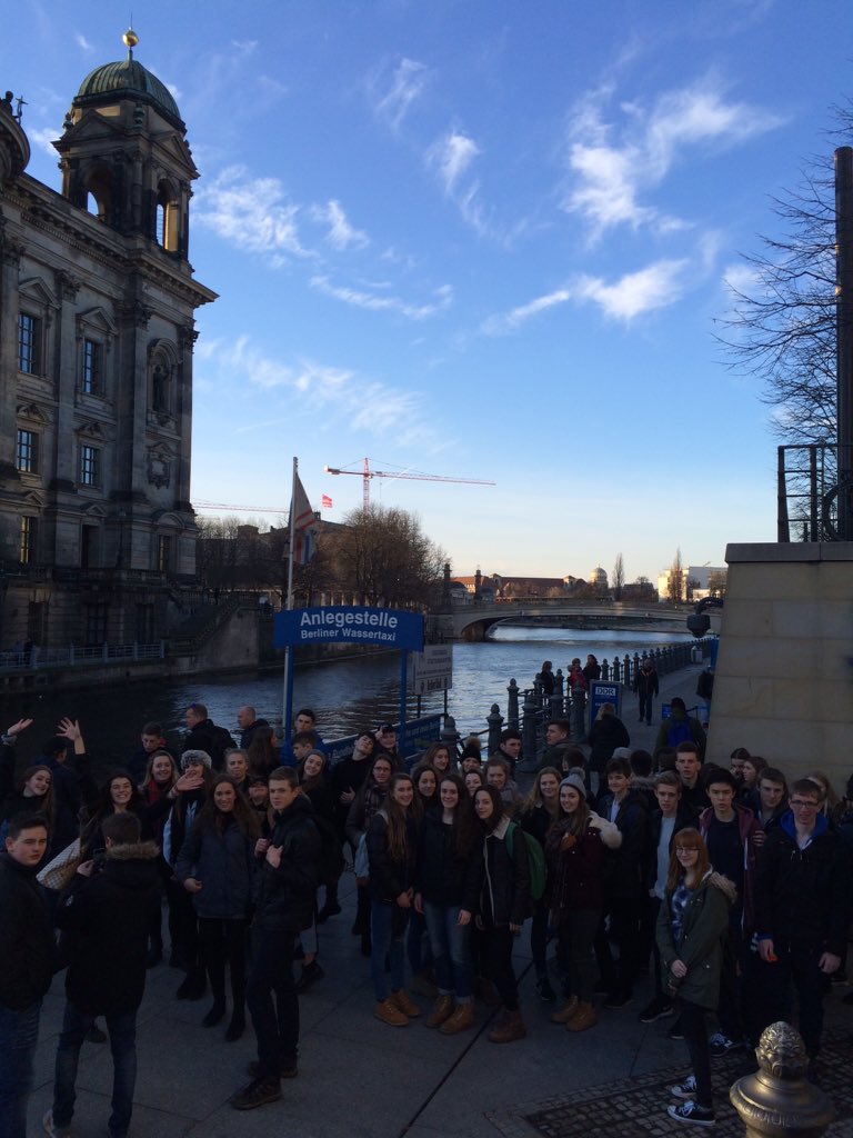 TarpSpanish's tweet photo. Great weekend in sunny Berlin #fantastictarporleystudents #THSBerlin2016 https://t.co/XAdOPvEVSl