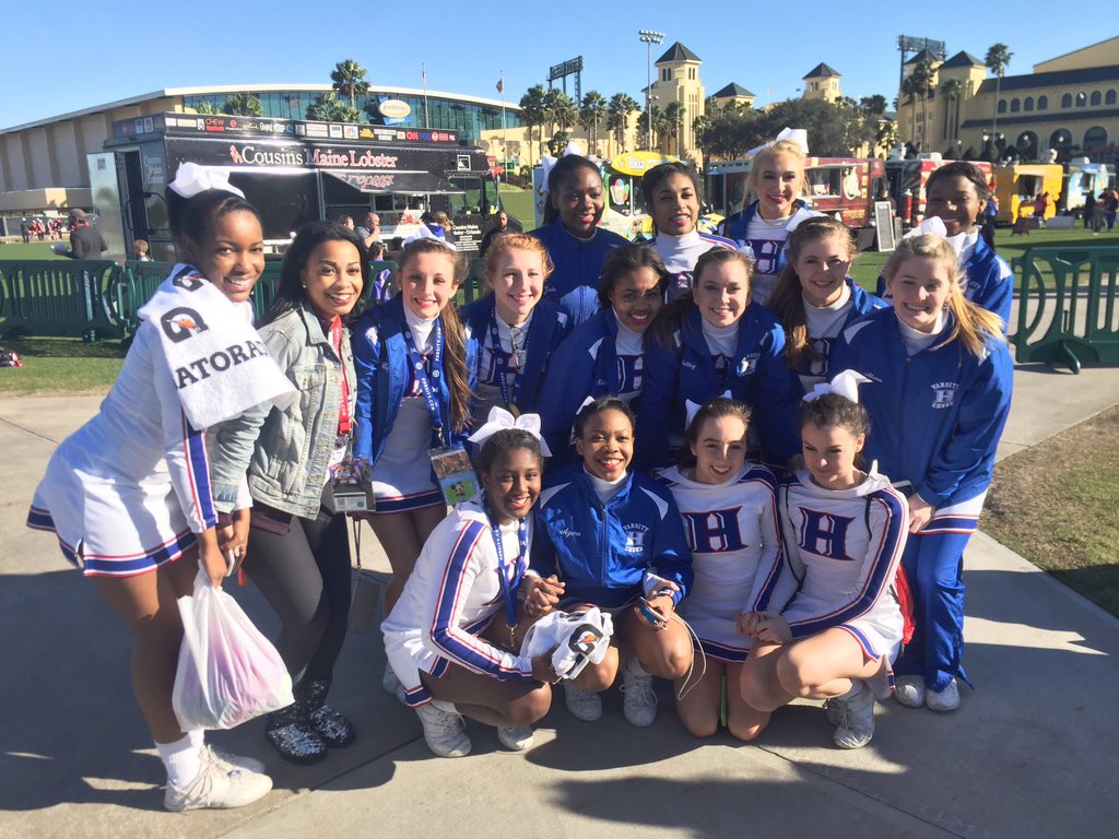 shelley_marie18's tweet image. you're looking at a fifth place semi-final Harding cheer squad, be wishing us luck in finals!!!!!!!!  #hardingstrong