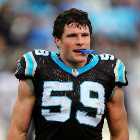ChiOArchives's tweet photo. Ever wonder why @Panthers LB @LukeKuechly is such a nice guy? His Mom is a #ChiOmega @ChiOmegaOSU https://t.co/WGqx9xAjyH