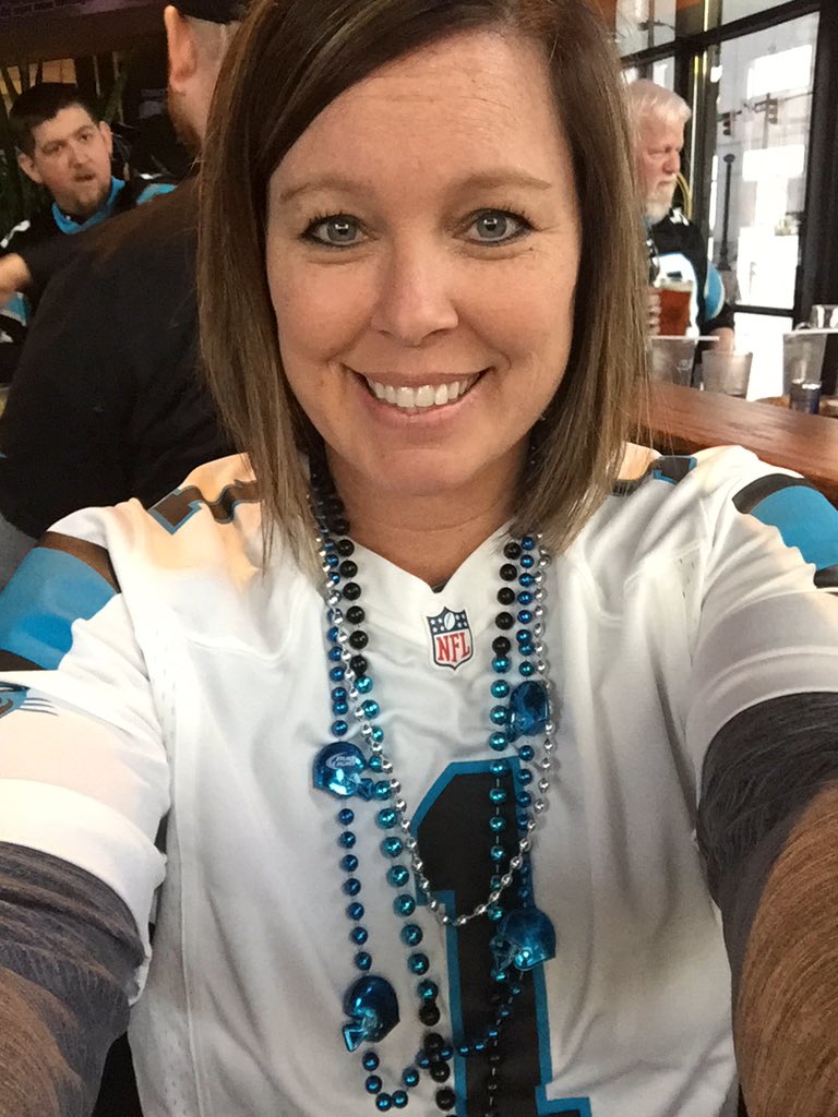 ConderAmy's tweet photo. @Hep41 @HEPHNERJEFF @SB50  why is there is a debate on who is gonna win the Super Bowl?!?!  #Panthers #KeepPounding https://t.co/c6mHxCGPG4