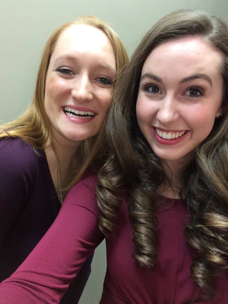 laurenash_ley's tweet photo. It's so fun getting to know your new sisters! :) #saibeadbuddies @SAIThetaDelta https://t.co/Xzt3AQR1gv