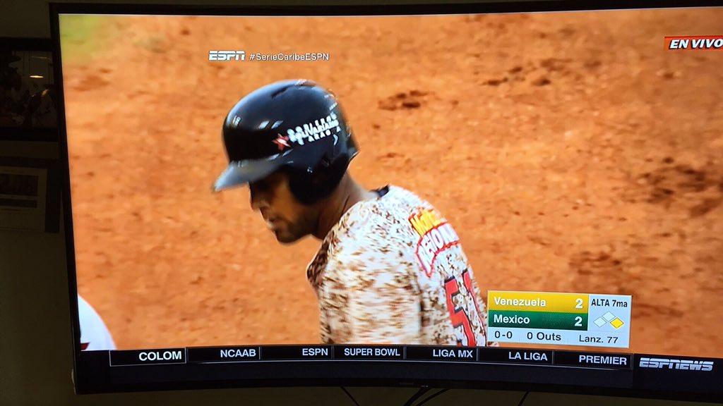 Lwigui's tweet photo. @ESPN_Beisbol Ya lo encontre en #ESPNews en Vivo!!! #SwingDataData https://t.co/lMrV514TEM