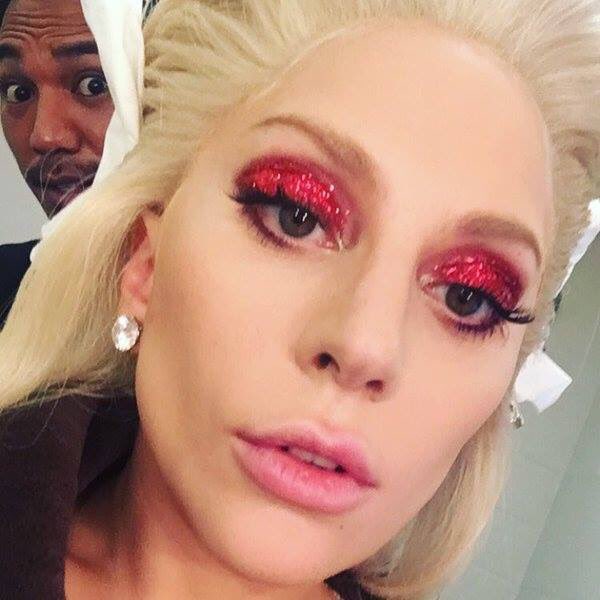 LEDLADYGAGA's tweet photo. @ladygaga in my absolute favourite colour #DorothyRed #GlitterRed #RubyRed #SB50 incredible @SarahTanno as always 😍 https://t.co/voLIXAP89e