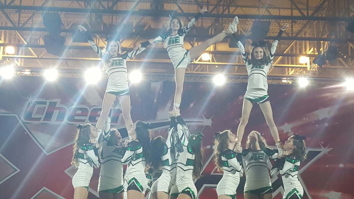 CheerMaxComp's tweet photo. AE Senior Blaze Pyramid ROCKED! https://t.co/b5TaavY9Z9