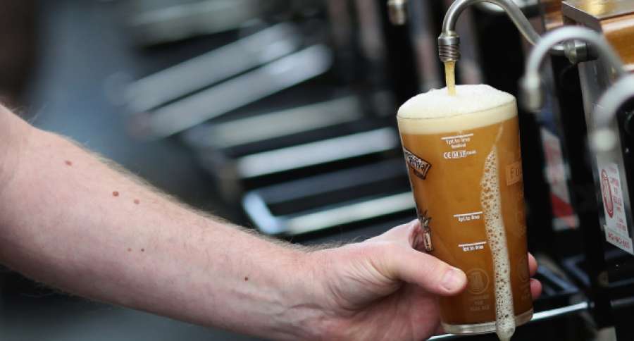 A3Noticias's tweet photo. Un estudio confirma que el consumo moderado de cerveza no engorda https://t.co/Dz4wL0RPEG https://t.co/jaD34eTZM3