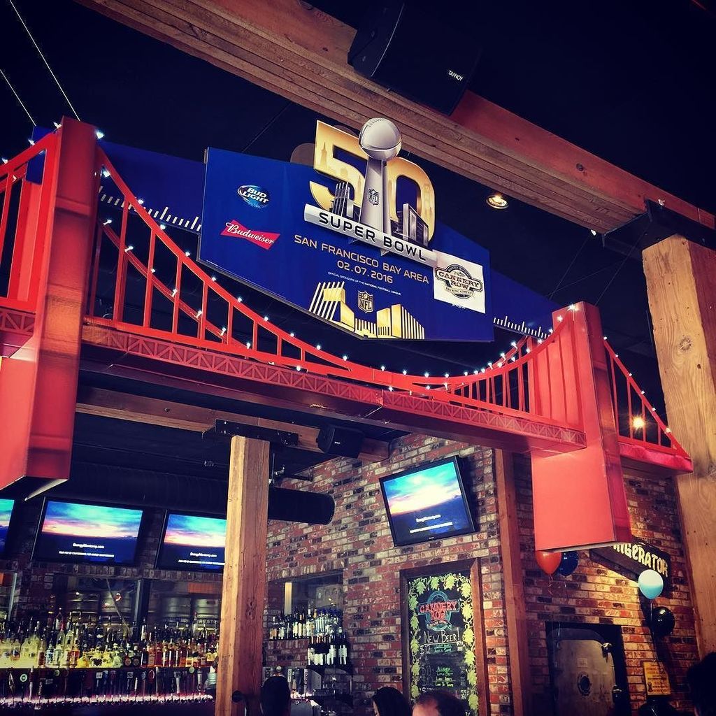 It's all happening at #CRBC !!! Come on down for  a killer all you can eat buffet, unbelie… ift.tt/1Q2eF4q