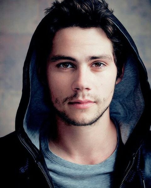 fodastromberg's tweet photo. Quando se trata desse homem a perna abre sozinha e a mão até treme 
Me note Senpai @dylanobrien https://t.co/mDqzeT91fp