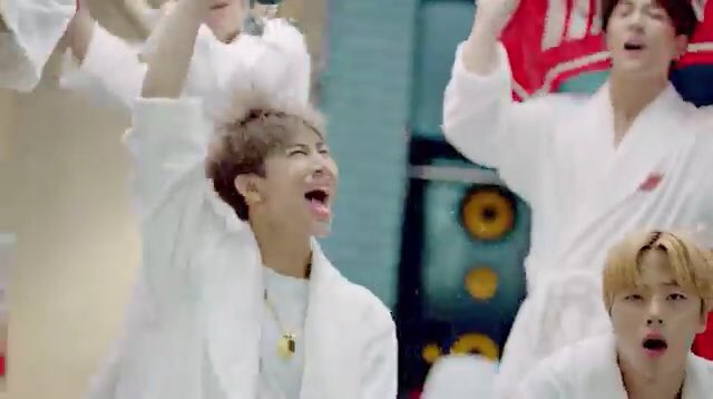 RhHihihi's tweet photo. #PrinceYunhyeongDay https://t.co/0NEqY9xarA
