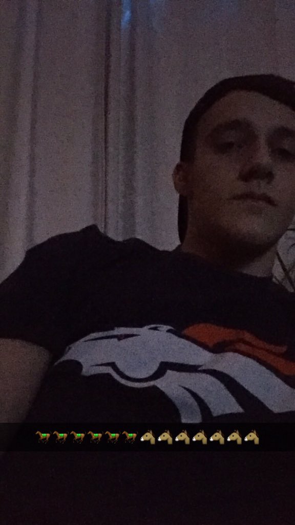 _anton1892_'s tweet photo. #ransb50 auf geht go broncos!! https://t.co/KNkyyf1XX4