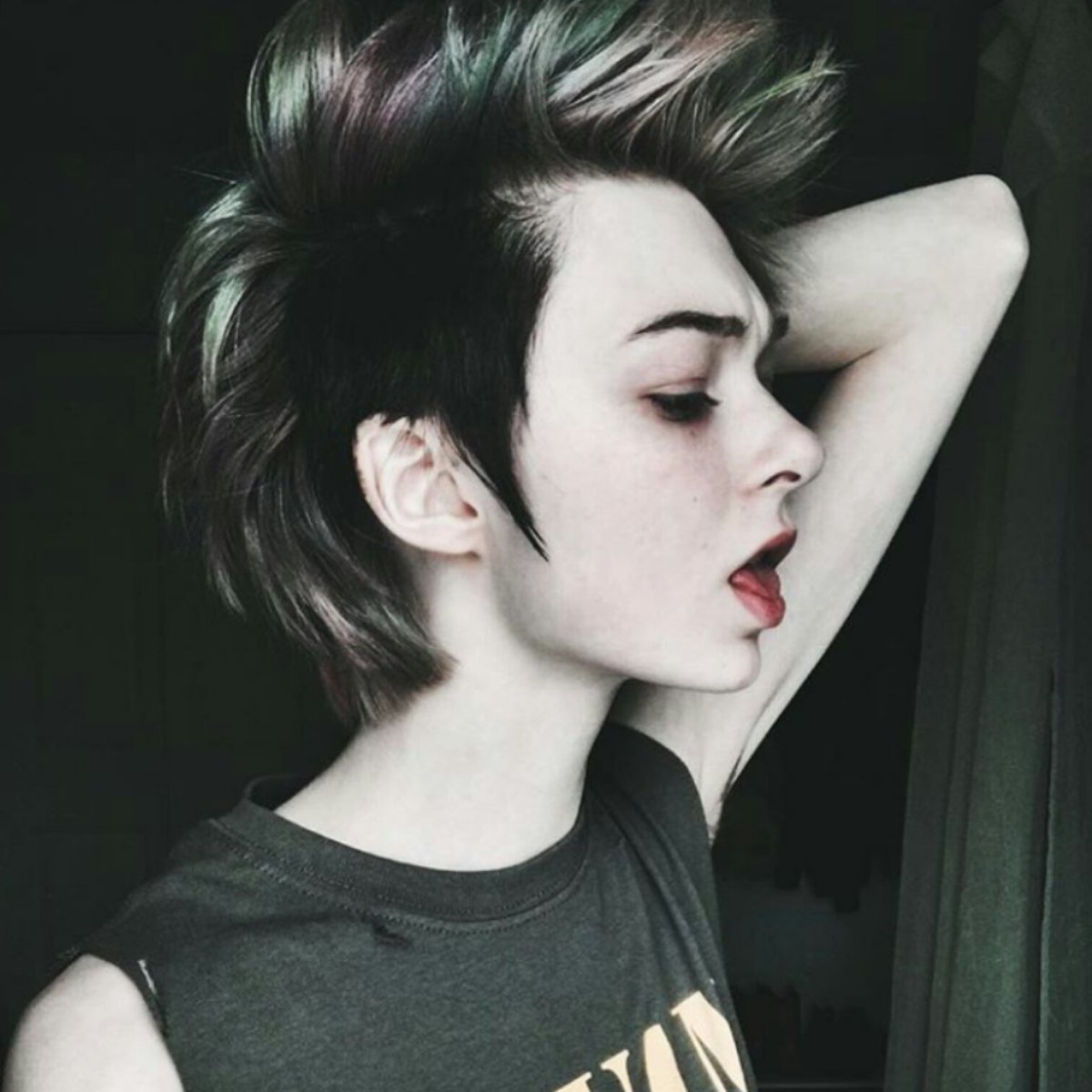 killme42001 tweet picture