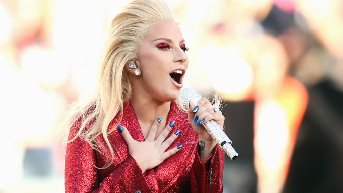RollingStone's tweet image. Watch Lady Gaga's stirring rendition of the national anthem at Super Bowl 50 rol.st/1Q4eWKq