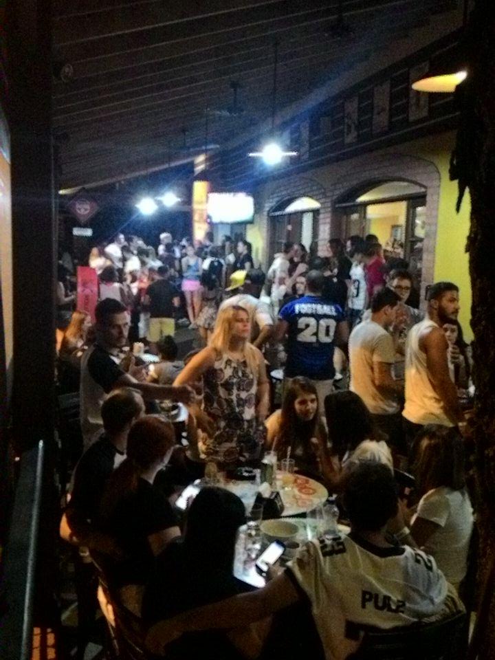 CaneCutters's tweet photo. 305 pessoas com @CaneCutters no VillaChopp em Piracicaba. #GoCutters #Tudopelosuperbowl50 https://t.co/BymxxxyU4P
