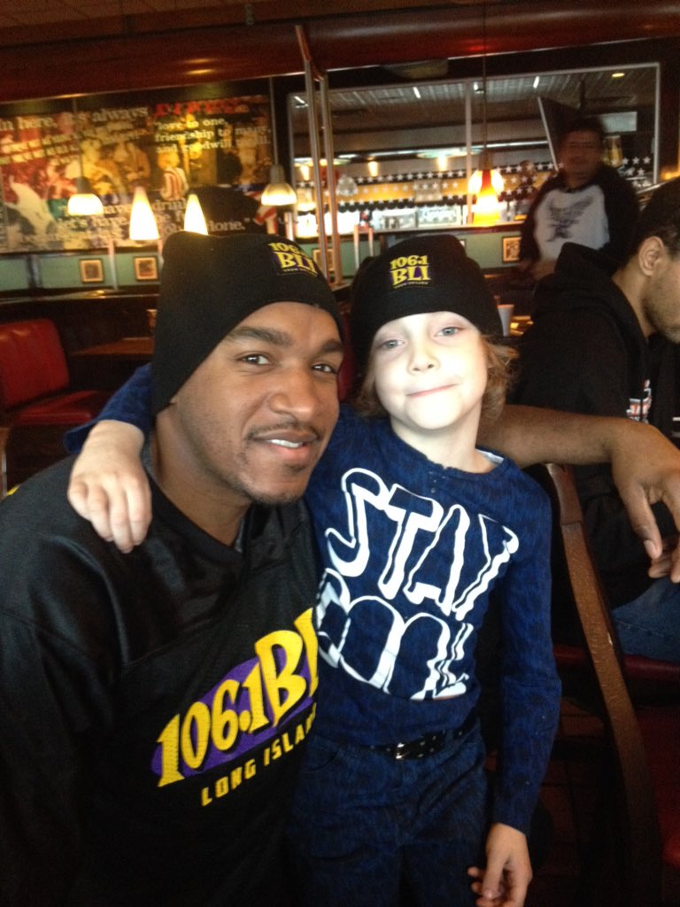 DJTJSmooth's tweet photo. Me & My Nephew Blake at @TGIFridays ready for #SB50 Rockin some @1061BLI Swag! #HomeTeam #TeamBLI https://t.co/jQEgR3Lk3g