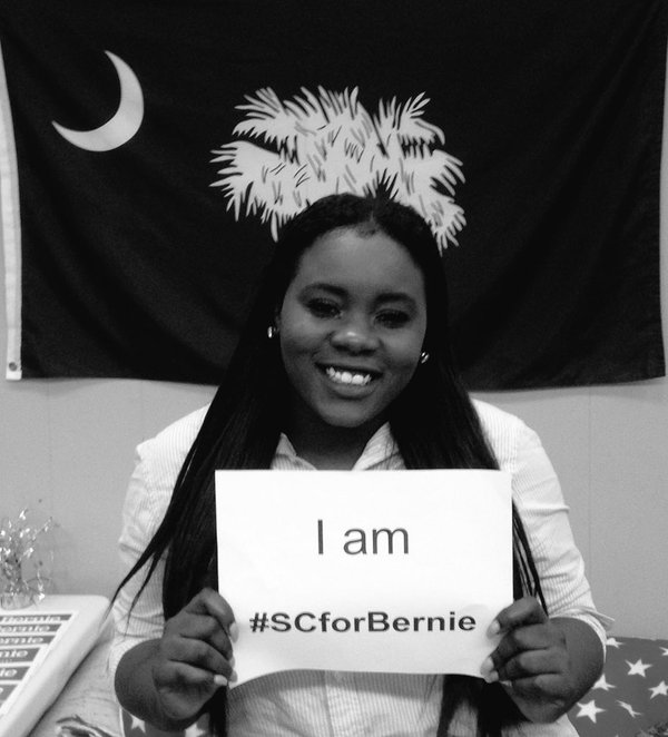 ShaktiLila's tweet photo. #SouthCarolina #TeamBernie
#WeAreBernie
#Bernie4Justice #Bernie4Peace
pics via @CanyonSage
#SC4Bernie @ckcovert1 https://t.co/WINLbESzKE