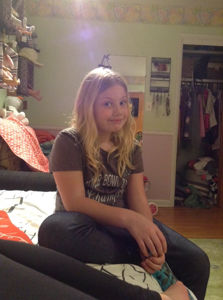 izzyr5000's tweet image. Getting ready for super bowl with sonebody##