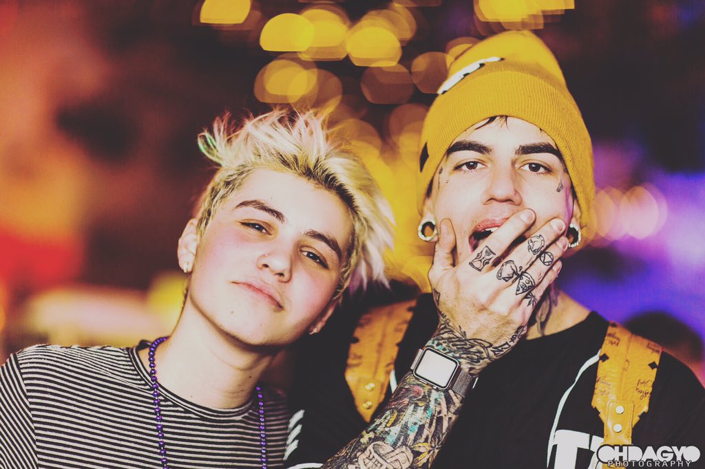 OMFGITSOSCAR's tweet photo. #goals https://t.co/rYOiq2HYlR