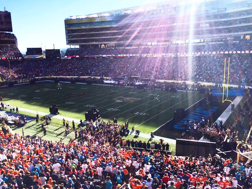 MajesticOnField's tweet photo. The sun is shining on #SB50! #FansFor50 #Broncos #KeepPounding #MajesticAthletic https://t.co/I7UooZKEIG