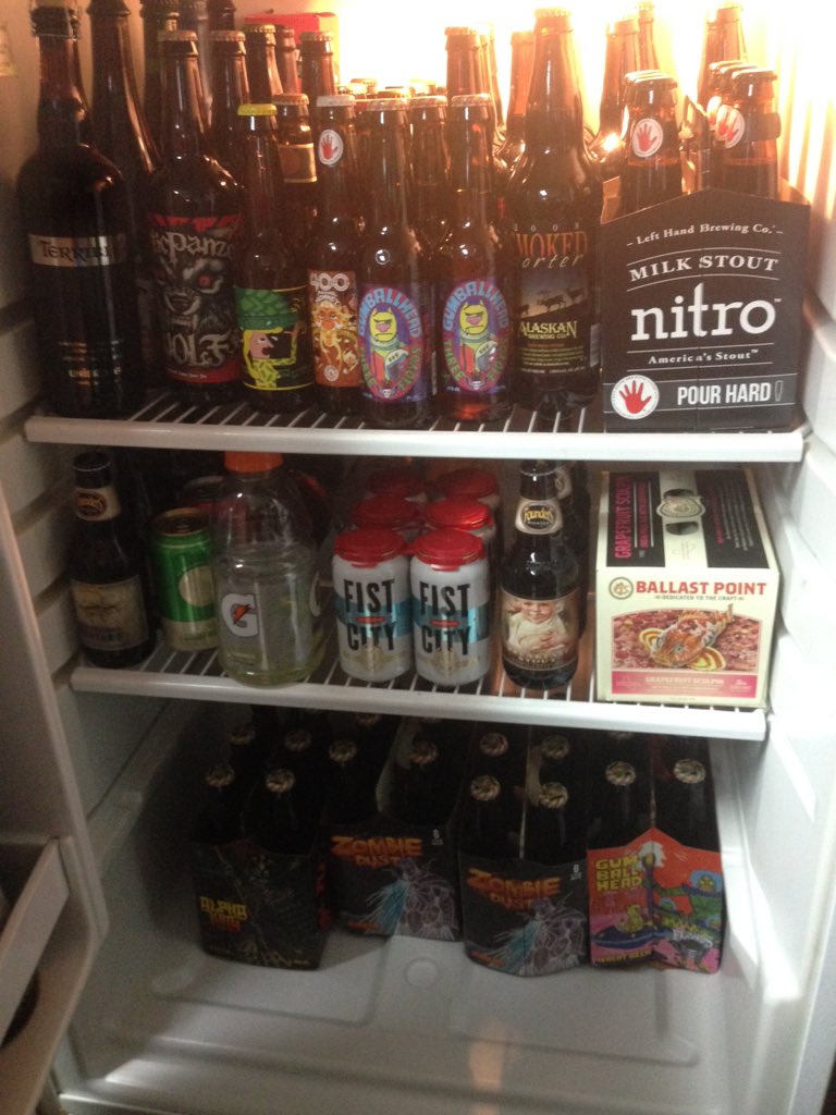 Kenadien's tweet photo. @thefullpint ZOMBIE DUST! At the moment! https://t.co/Olx7eO1j66