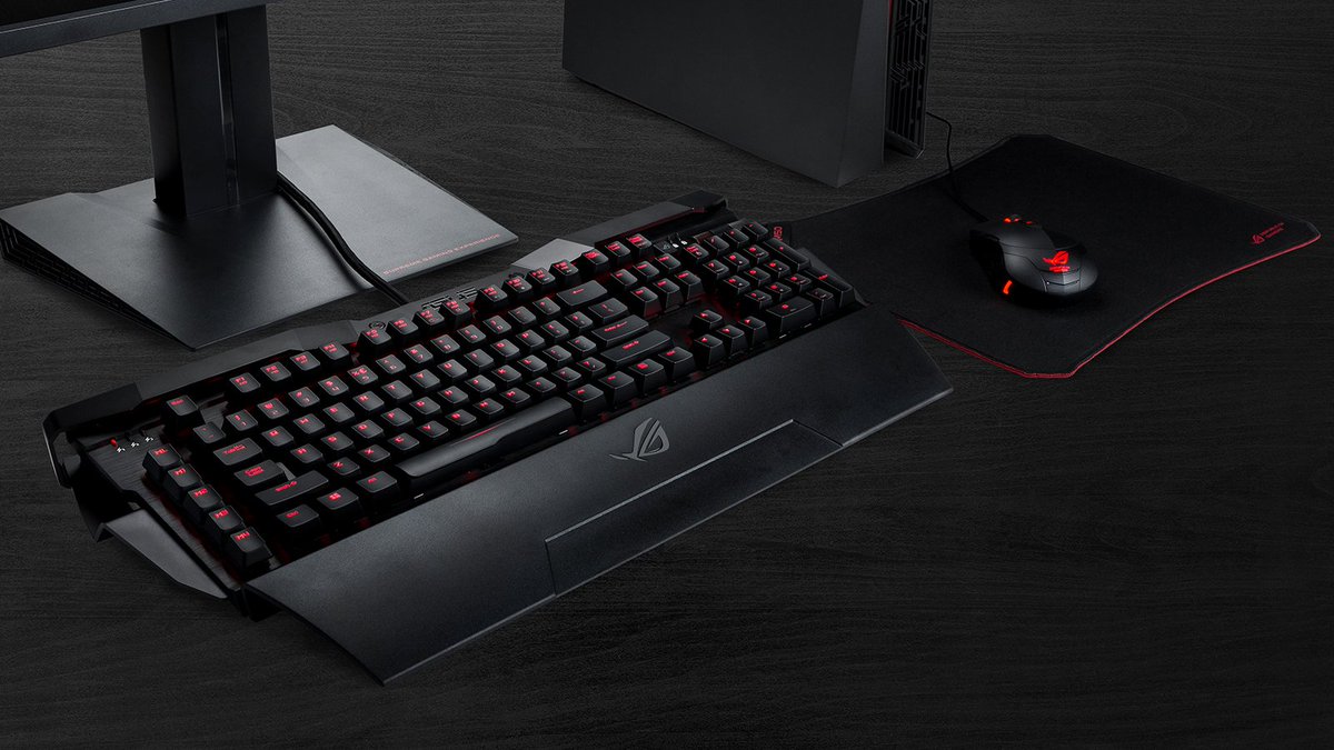CustomPCDaily tweet picture