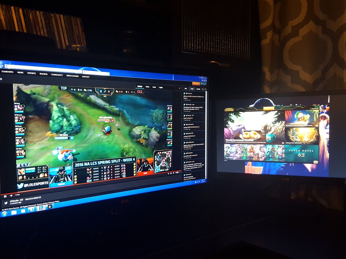 mlassy1216's tweet photo. @lolesports this is how I #NALCS https://t.co/G5AUy3AxiB
