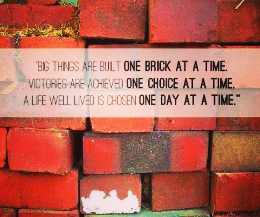 zenbuild's tweet photo. Enjoy the #SuperBowl #Brick #Brickhunter #nfl #broncos #Panthers #PeytonManning #CamNewton #motivation #entrepreneur https://t.co/9rac1QVICF