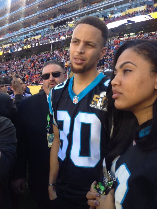 twins_n_wins's tweet photo. "you think i can make a 3 from here, bae?" https://t.co/eZc6M4yCFy