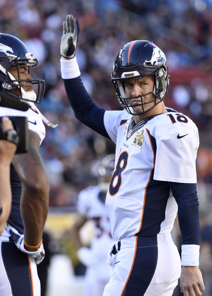 TODAYshow's tweet photo. Who's going to win it all tonight?! RT for the #Broncos or "like" for the #Panthers! #SB50 https://t.co/iFBWDlBzjW