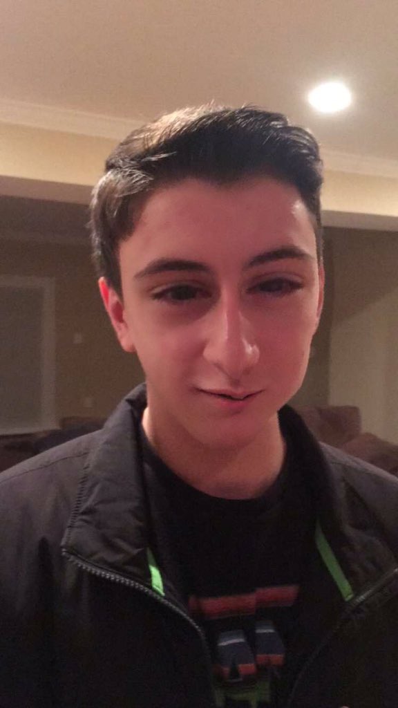 SpootJohnson's tweet photo. One of #spoots bff #emoot https://t.co/lqZt3gDJAH