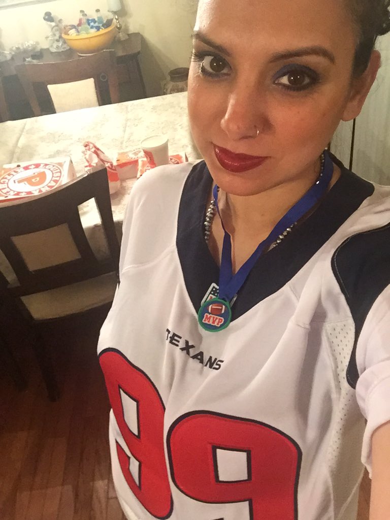 cloudy005's tweet photo. Ready for the #SB50 gotta represent H town #Texans 💘 @JJWatt https://t.co/cN69V0zYPb
