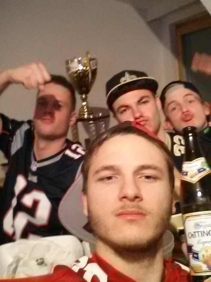 Jottage_'s tweet photo. @murdock0712 @matze33er  @BenneyKo @NFLfantasy @Icke41 @ranNFL #ötti #vbg @Soapthrone https://t.co/TcNzn921zG