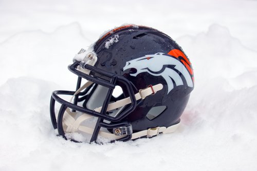 HouseHuntAgents's tweet photo. SUPERBOWL SUNDAY! 
0-10 DENVER BRONCOS

WHO ARE YOU ROOTING FOR? https://t.co/WBkr4oB9LT