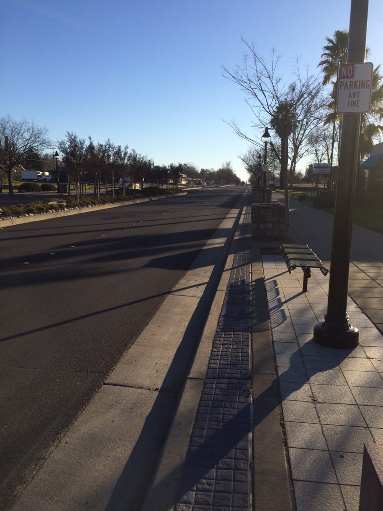 mrzerwas's tweet photo. Running during the Super Bowl. It's like a ghost town. https://t.co/XU626px8sx