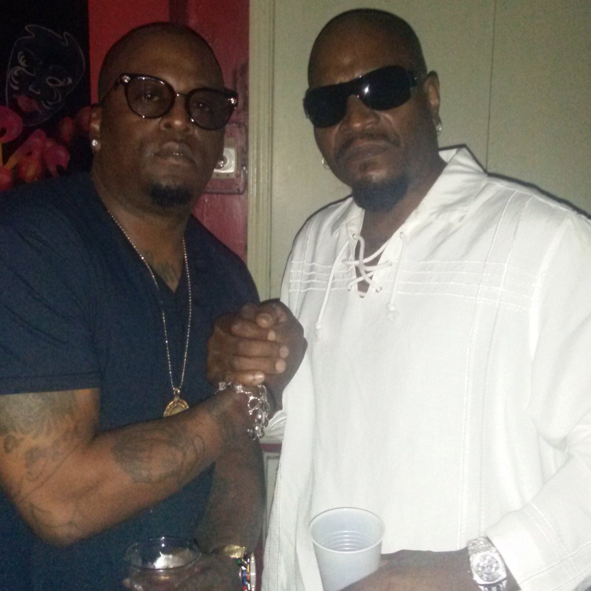 BOSTONJR_W_P_E's tweet photo. I was born into music 💯 My Pops @ThaReal12Gauge wit @THRILLDAPLAYA
#music #legends #hitmakers #BostonJr #WPE #book https://t.co/NpV5OChZoQ