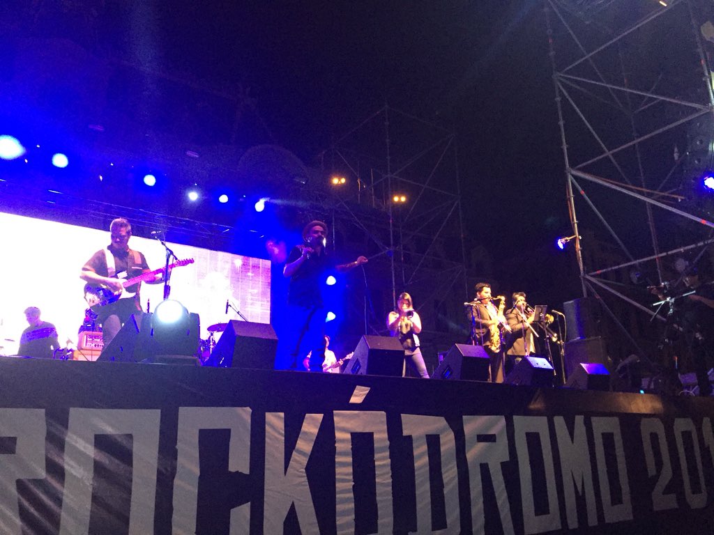 AlvaroBrauchi's tweet photo. A esta hora en #Rockodromo2016 @sonoradellegar_ haciendo bailar a tod@s!! https://t.co/vjhLUlUrv3