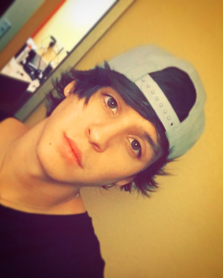 Christopher Velez on Twitter: "Linda noche a todos! 😘😘 los 