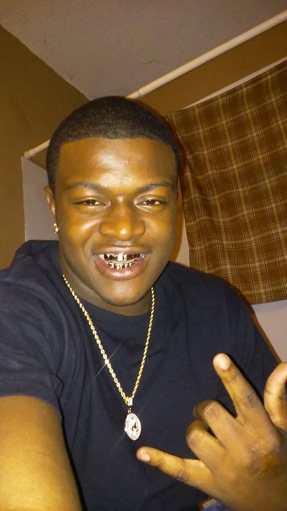 Sadd_Maxwell's tweet image. Told my doctor imma healthy kid I smoke broccoli⛽🅿