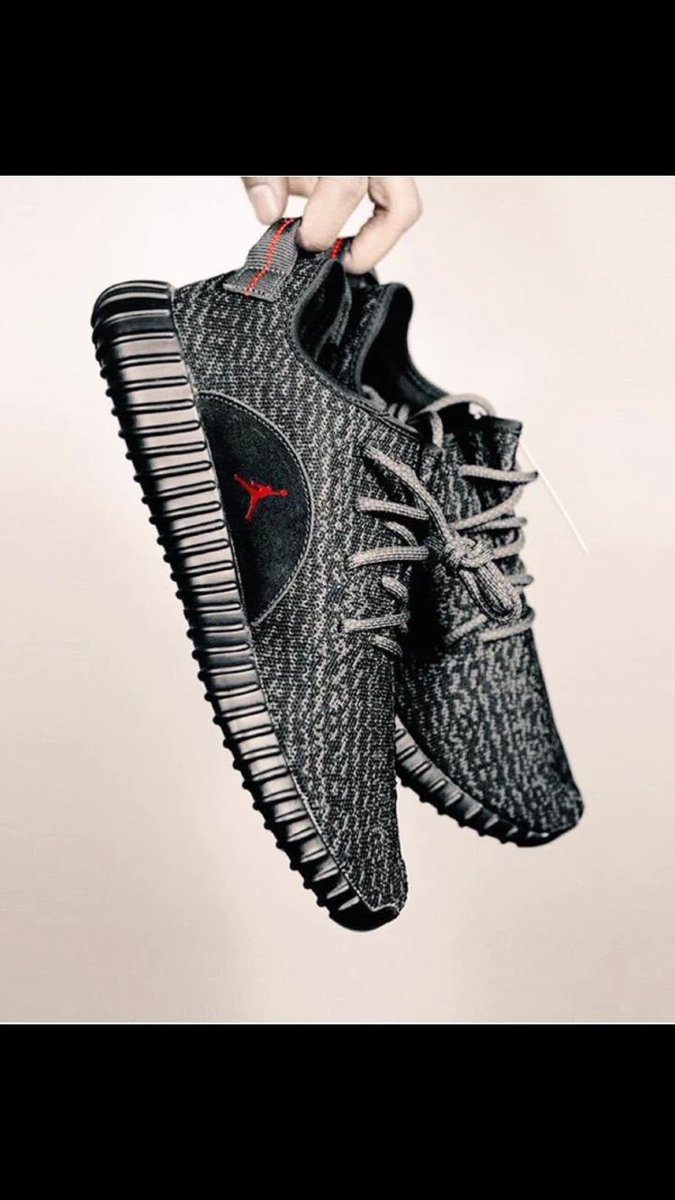 MisterGhost007's tweet photo. If these were real I would maybe actually cop me a par of yessys. https://t.co/ik5wO6q4vq