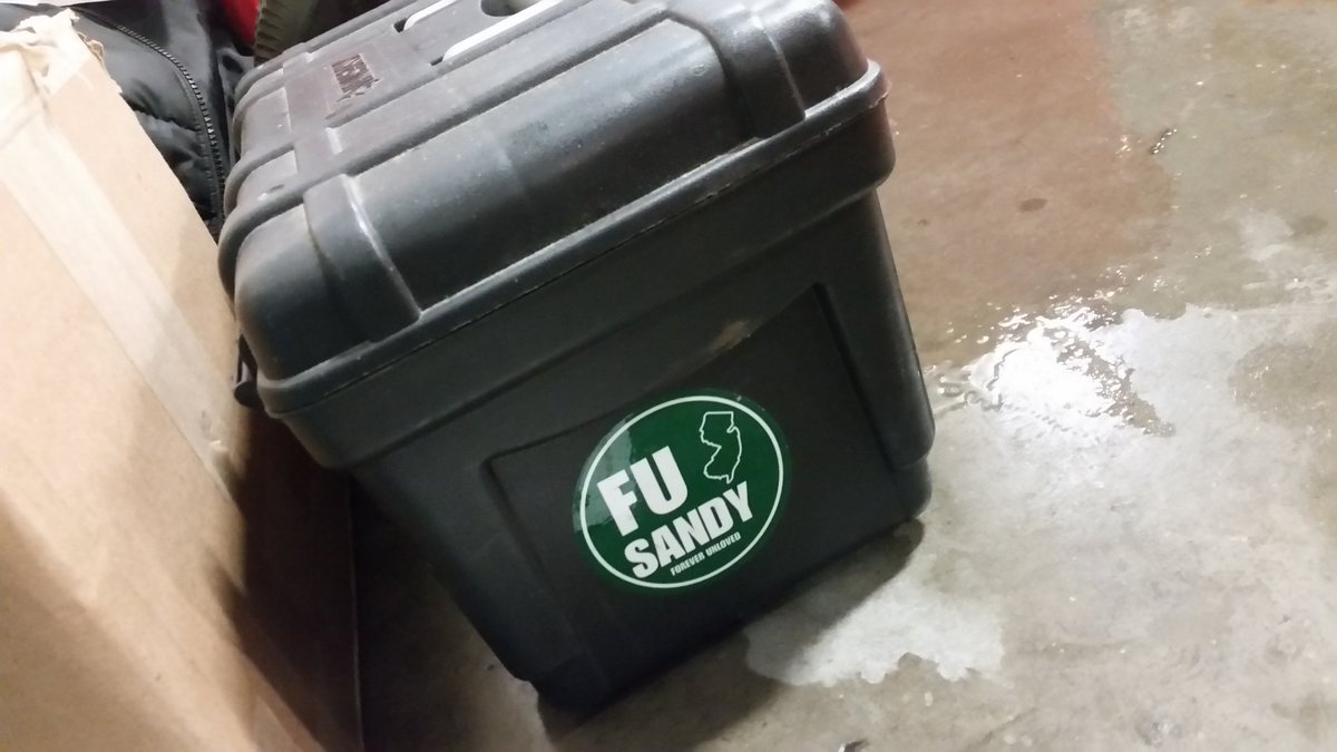 ImPplWatching's tweet photo. Look what I spotted yesterday at the GBE fest @MeadowlandsExpo #FUSANDY @jerseyfreshale #drinklocal #njcraftbeer https://t.co/LjMRkHPAuq