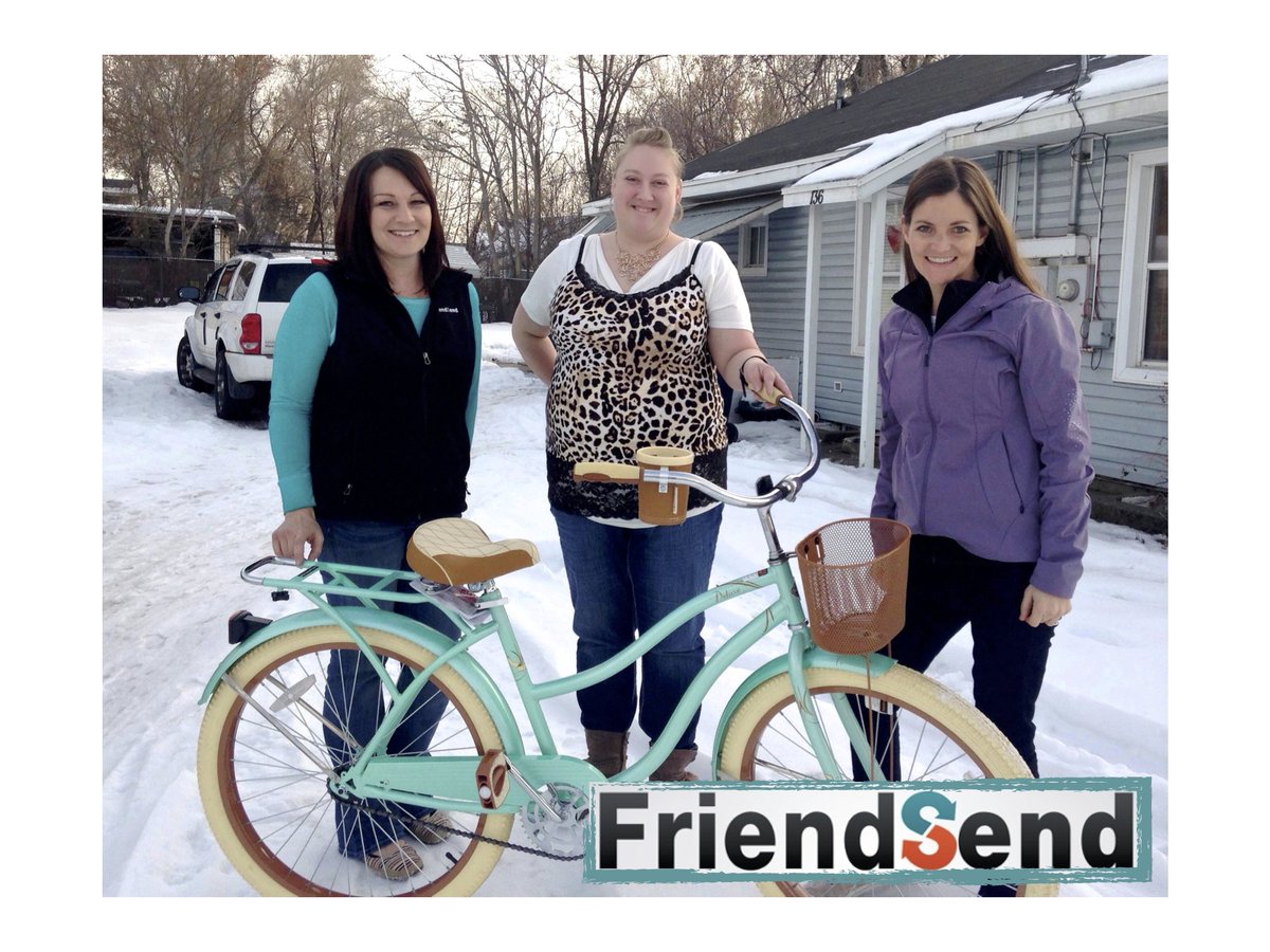 FriendSendInc's tweet photo. #giveawaywinner #friendsend #whatwillyousend? Watch for more giveaways from FriendSend! https://t.co/OQyeluF0eD