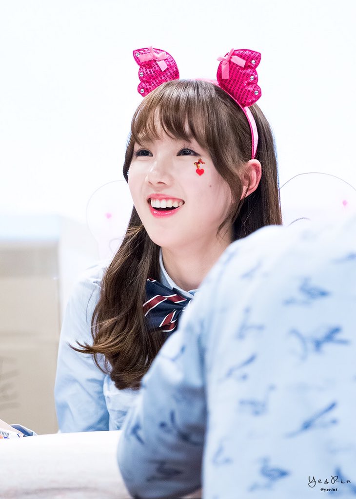 yerin (@gfnirey) on Twitter photo 