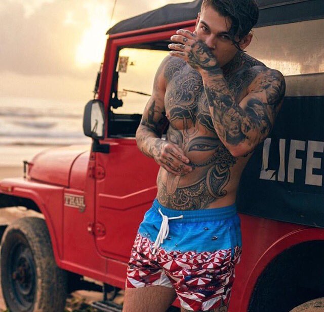 Where tf can I find one of these 👅