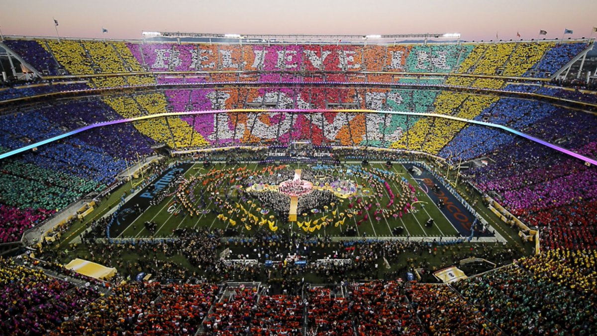 sportingnews's tweet photo. There is a "Woo guy" ruining the #SB50 broadcast. We must find him and destroy him.  https://t.co/qJ7klerL5f https://t.co/w8q9PQA35O