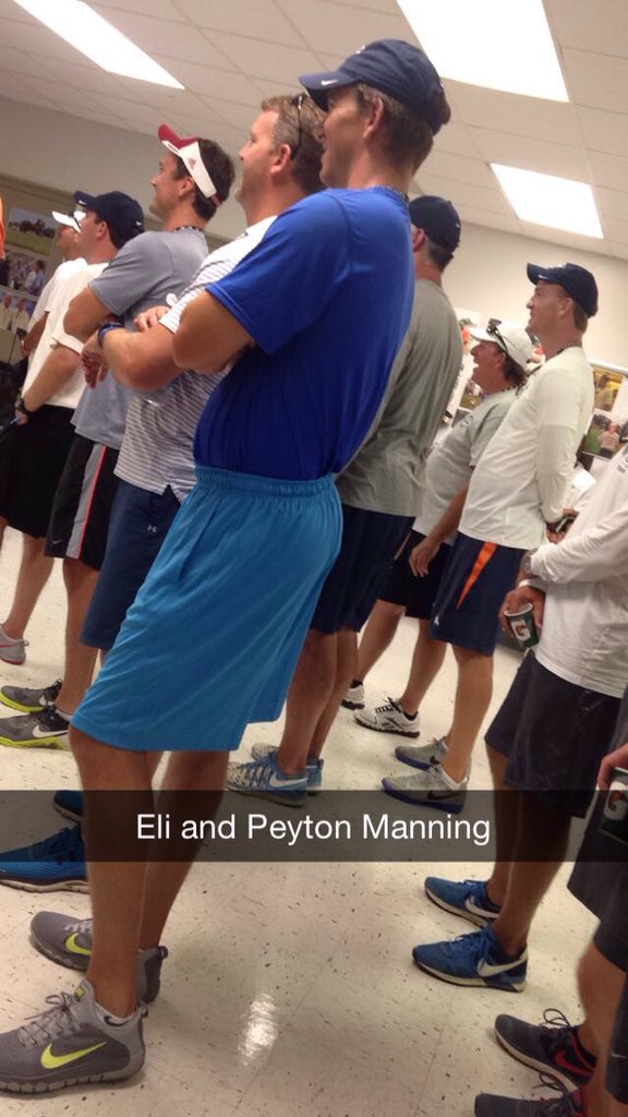 shotfordee_'s tweet photo. Congrats to my fav QB growing up and New Orleans native Peyton Manning, thank you for the memories.. #ringthatman https://t.co/wdYfH6m408