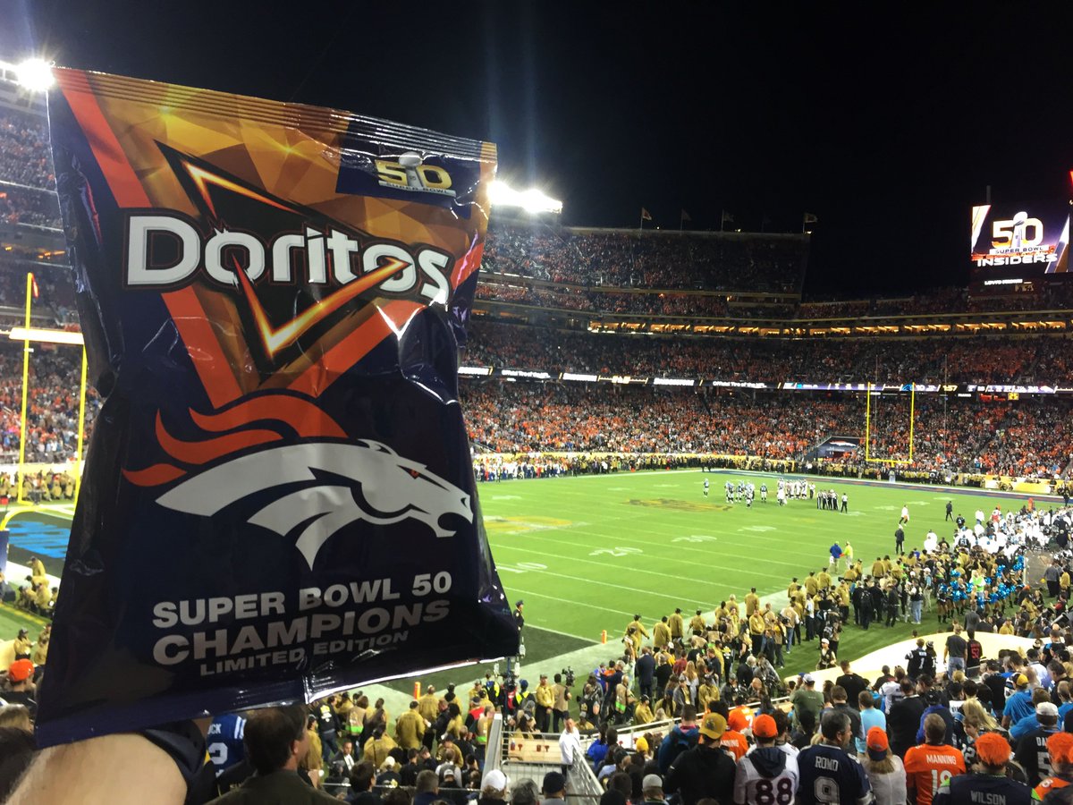 We’re giving away 500 #Doritos #Broncos bags! RT + follow by 12am CT 4 a chance to win! #sweeps