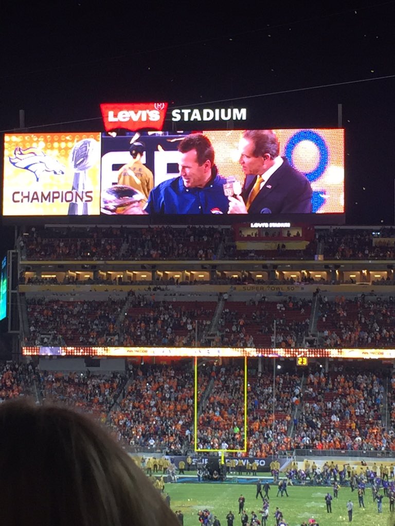 kevincooper44's tweet image. Two great Houstonians #Kubs #Nantz