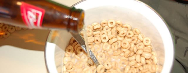 ctringham's tweet photo. Peyton Manning's kids are having Budweiser with their cereal tomorrow morning. #CashingCheques https://t.co/qgLsUP5QLJ