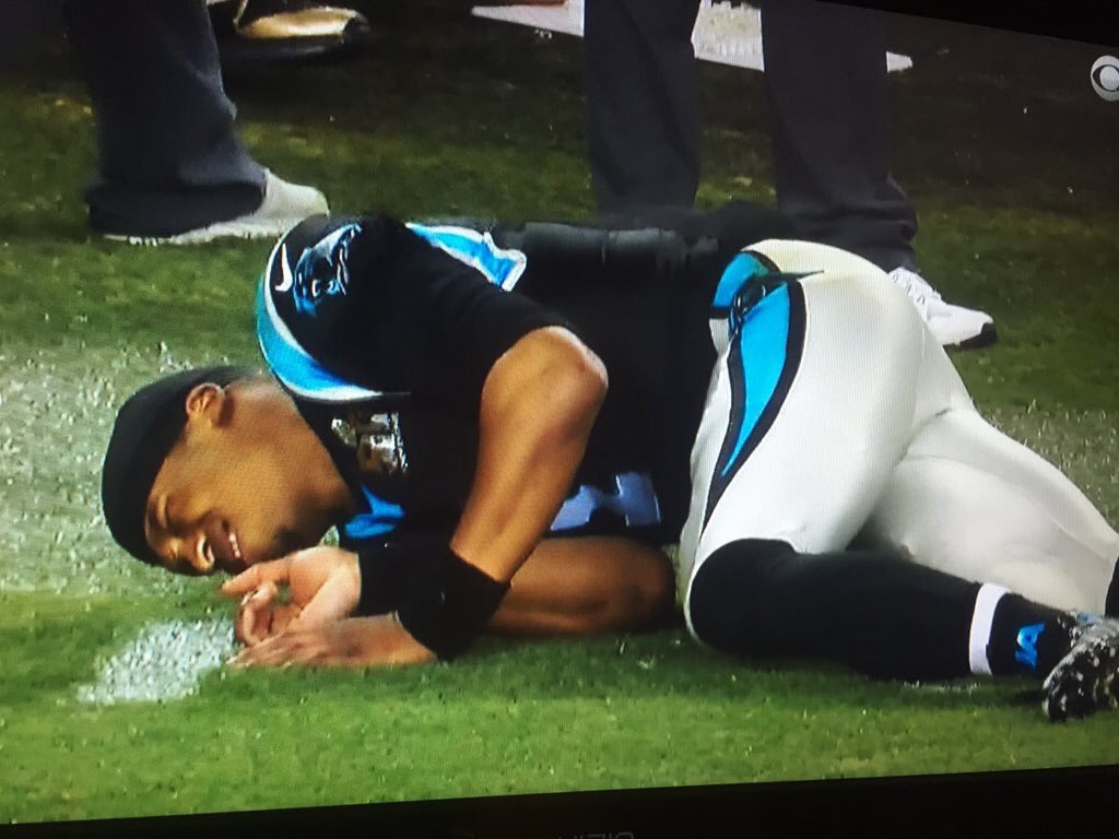 Pharaoh_Munk's tweet photo. How chicks act when you tell em to switch positions during sex https://t.co/iqcTJN4aMz