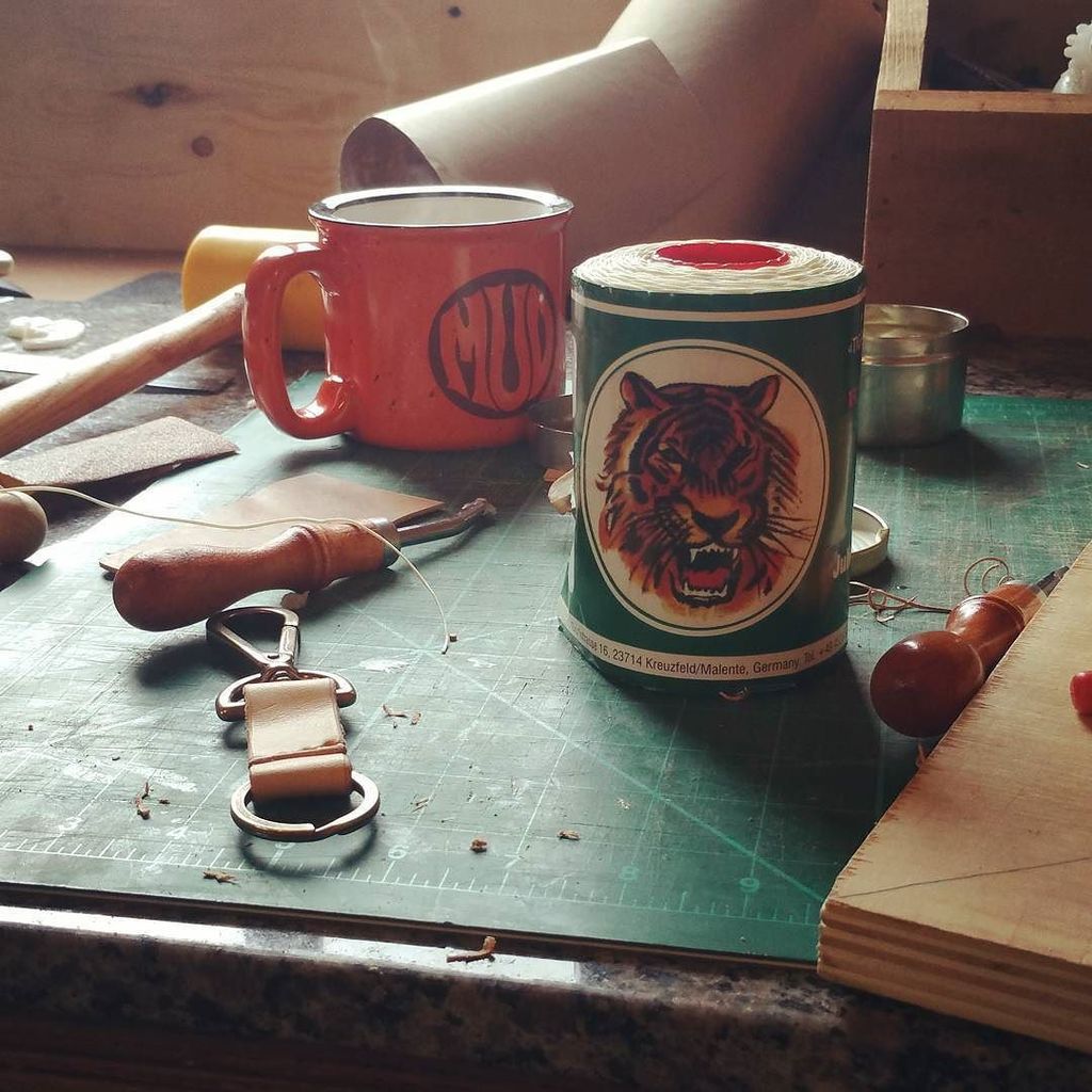 pf1music's tweet photo. Mid-morning light and #tigerthread. https://t.co/lsZ5G8HthB https://t.co/uQs7NmTr8V